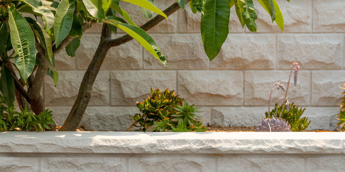 White rockfaced Sydney Sandstone Wall Cladding