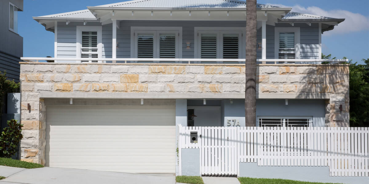 Sydney Sandstone Rockfaced Wall Cladding